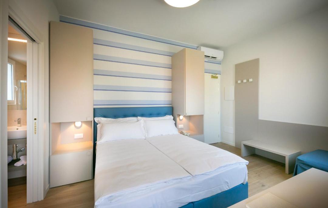 Hotel Le Lampare Caorle Exteriör bild